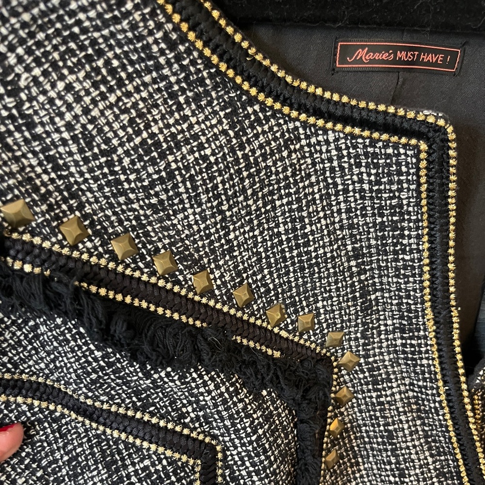 Maison Scotch Brand New - Tweed Chanel-esque cropped blazer